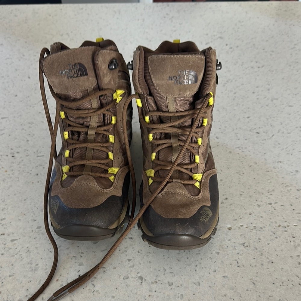 Women’s The North Face Brown and Lime Green Outdoor Hiking Boots Size 8.5
